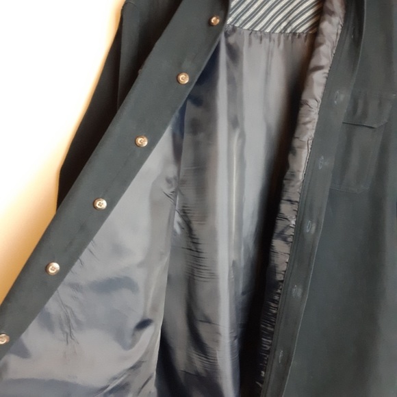 Levi's Flannel Shacket - Picture 2 of 3